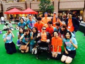 司会の神威さんと