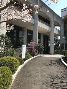 本部館2